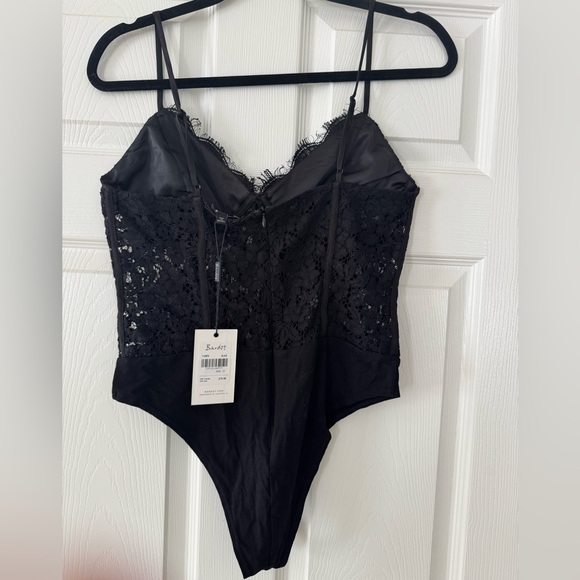 Bardot Black Lace Bodysuit - Picture 2 of 2
